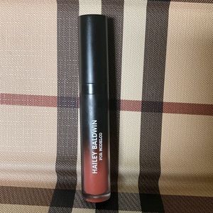 Hailey Baldwin for Modelco In Baby Sparkling Super Lips Gloss Full Size